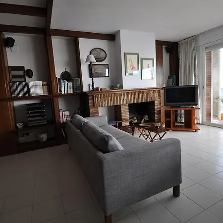 Penthouse -lloret Holiday * يوريت دي مار