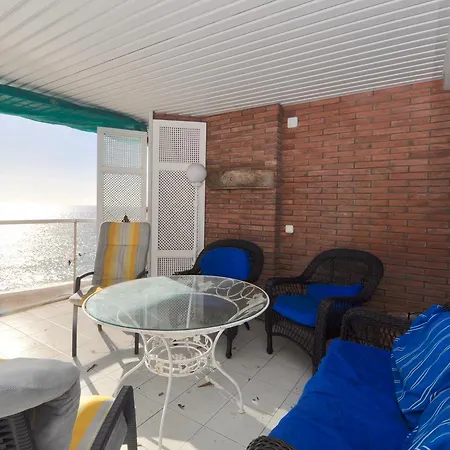Penthouse -lloret Holiday * يوريت دي مار